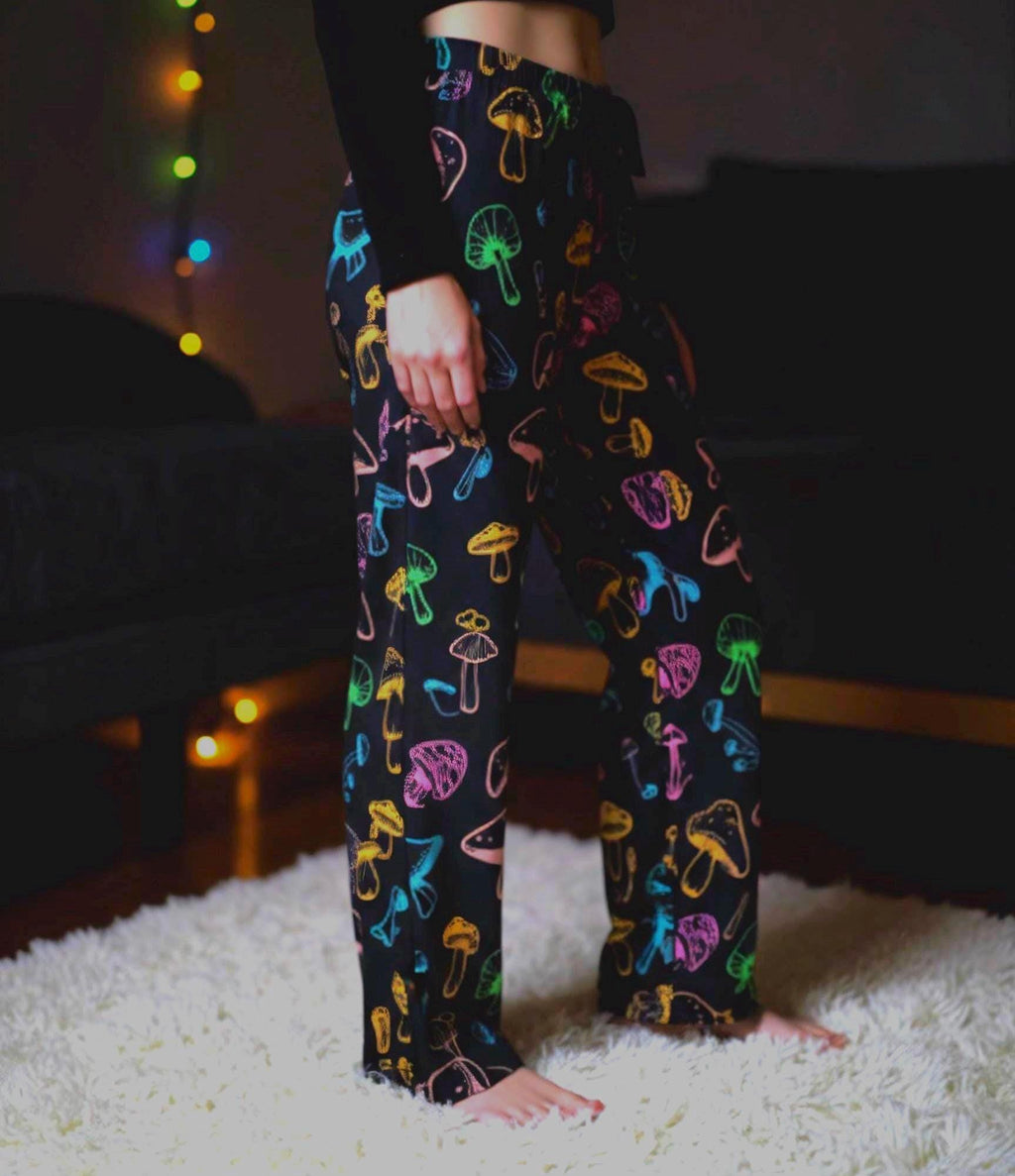 Colorful Mushroom Pajama Pants: Women's Cozy Lounge Sleepwear